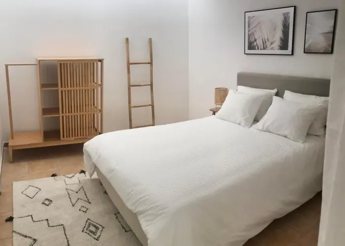 In - Two Double Bedroom Διαμέρισμα Σεσίμπρα